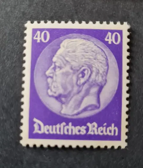 Duitse Rijk 1930/1932 - “Buildings”&nbsp;+ “Hindenburg in Medallion”, MNH - Michel 440 + 467-473