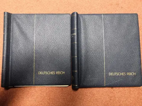 Accessoires - 9 Leuchtturm springback binders