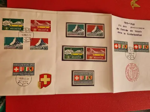 Wereld - 2 dozen met uitzoek waaronder postzegels en fdc