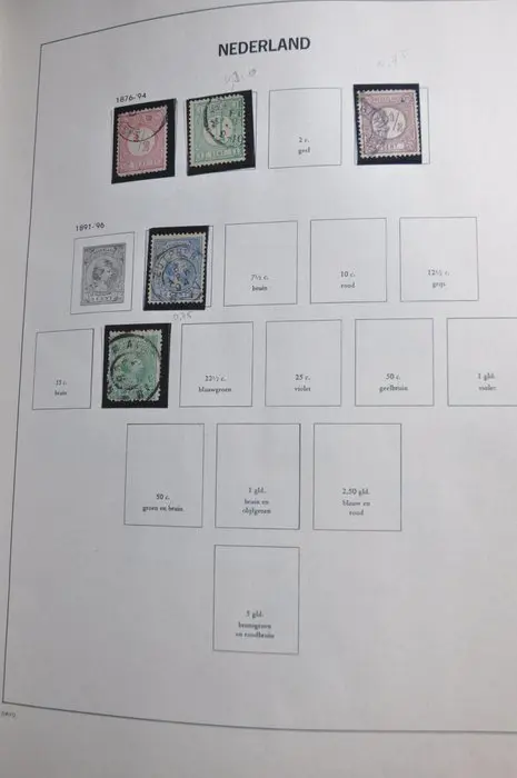 Nederland - Partij in een DAVO album en diverse stockboeken