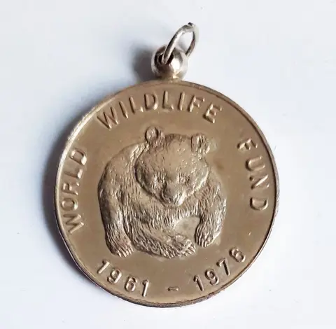 Thailand 1998 - 200 Bath, Proof. WWF - Elephants / Zilveren hanger van het World wildlife Fund