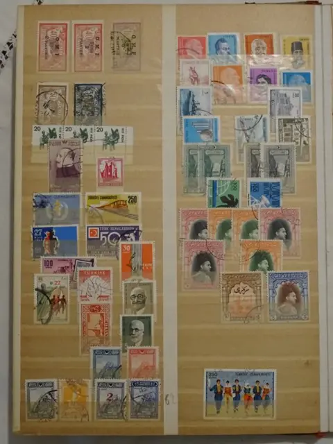 Wereld - Collection in 5 stock books of stamps from all over the world
