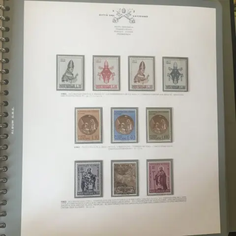 Vaticaanstad - Collection of stamps on GBE album, Vaticano mint 1963-78 Paul VI + San Marino mint, FDC 2002-20