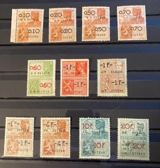 België - Fiscale zegels : volledig vel van 25 POSTFRISen 11 verschillende losse waarden