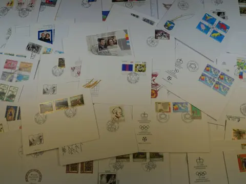 Liechtenstein - Large batch of about 570 FDCs