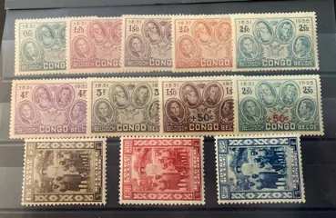 Belgisch-Congo 1931/1936 - 7 Volledige jaargangen met o.a. Type Vloors met opdrukken en 2 reeksen ter ere van het vorstenhuis - met OBP/COB 159/61A-185/91-192/93 e.a.