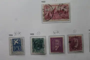 Frankrijk - Two DAVO pages of semi-modern from 1930 to 1939, N°275 signed Calves