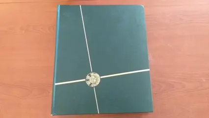 Voorraadboeken - Second hand: a lot of 4 binders of 48 pages with empty black background, Yvert & Tellier