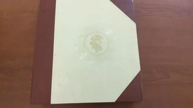Voorraadboeken - Second hand: a set of 4 binders with 48 empty pages with black background, ‘Thiaude’ brand