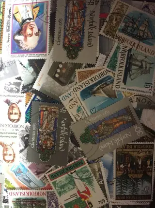 Wereld - Uitzoekpartij in doos