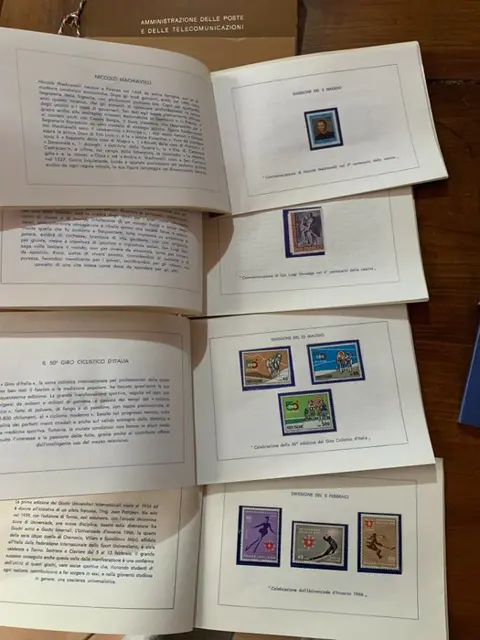Italiaanse Republiek 1966/1986 - 12 complete and official Poste Italiane books, period 1966-1986