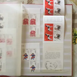Wereld - Beautiful lot of mint stamps of China from 1997 to 2022 + Vatican 1958-1985