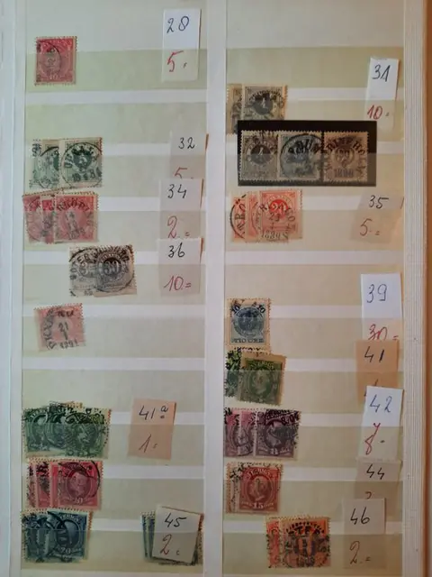 Zweden - A batch in six stock books