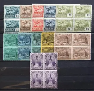Portugal 1924 - Luís de Camões complete set in block of 4 - Mundifil 299\\329