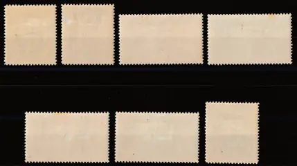 Italiaans Libië 1930/1935 - 28 hinged valued, MH+MLH - Unificato 19/25 - 26/33 - 51/57 - A19/A24