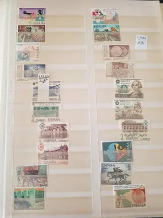 Spanje 1976/2000 - Advanced collection in stockbook