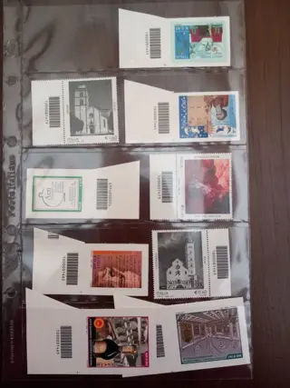 Italiaanse Republiek 2010/2013 - Lot with 68 stamps with barcodes