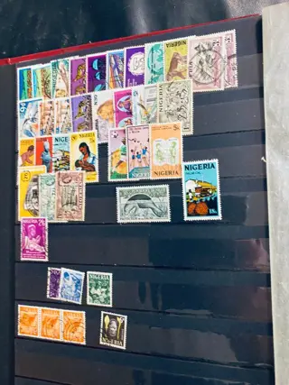 Wereld - Collecties / uitzoeker Afrika en Azië in 2 stockboeken