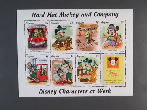 Walt Disney - Over 50 different blocks