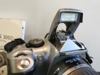 Canon Eos 300d + EF-S 18-55