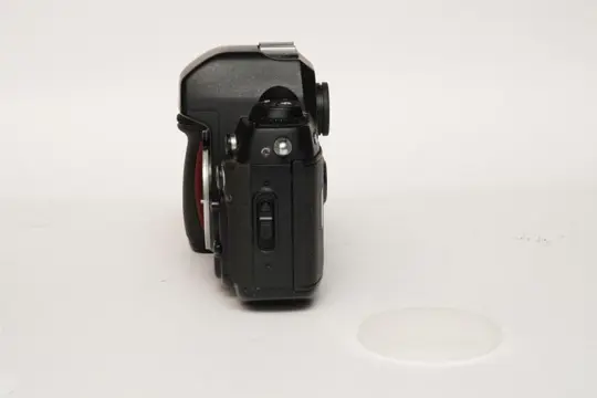 Nikon F100 body