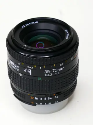 Nikon Nikon Nikkor AF 35-70mm f/3.3-4.5 zoomlens