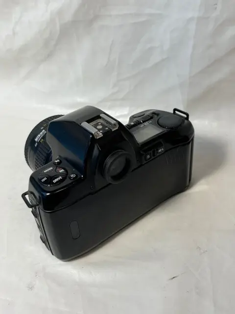 Nikon F-801 spiegelreflex camera + lens AF 35/70 mm