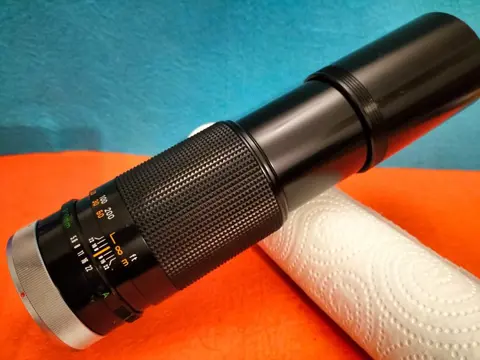 Canon Lens FD 300mm. 1:5.6 SSC.