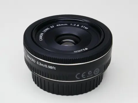 Canon EF 40mm f/2.8 STM pancake objectief