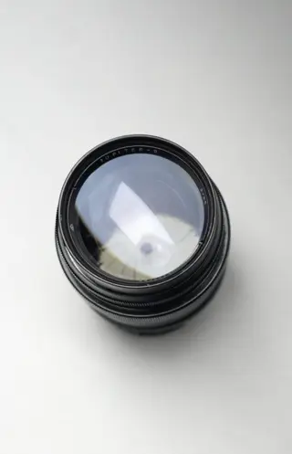 LZOS Litkarino Jupiter-9 85mm F/2 M39 + Extra’s