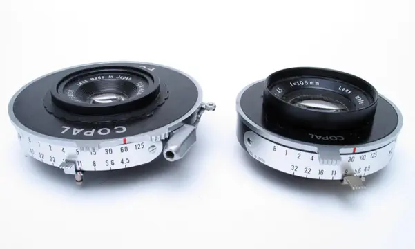 Copal no. 0 shutter + Tominon 1:4,5 105mm & Copal no. 1 shutter + Tominon 1:4,5 75mm lens for 4x5