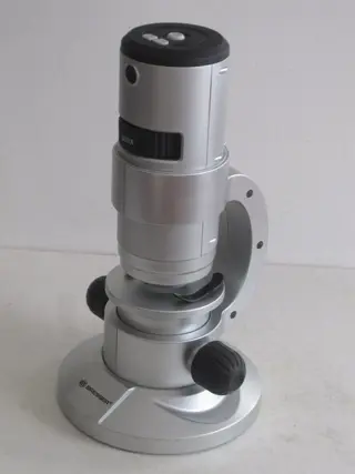 Meade Instruments Europ GmbH & Co KG,Rhede – DigitaleBresser veldmicroscoop met 3 vergrotingen, geïntegreerde belichting en USB-camera