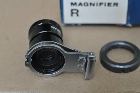 Canon F1 Magnifier R en F1 Flash Coupler D