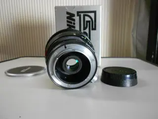 Nikon PC-Nikkor 28mm F4 Wide angel Shift, decentrabile