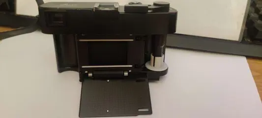 Leica, Leitz CL + SUMMICRON-C 1:2/40 + ELMAR-C 1:4/90