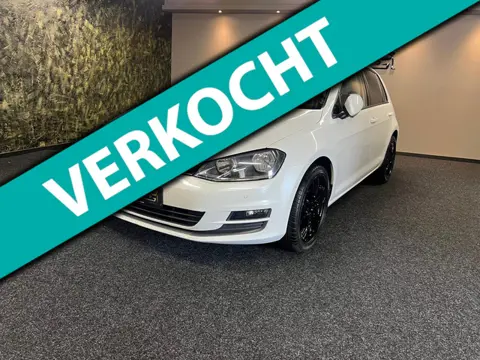 Volkswagen Golf 1.2 TSI Trendline-Pano-PDC v/a-CarPlay-Navi- Schuifdak