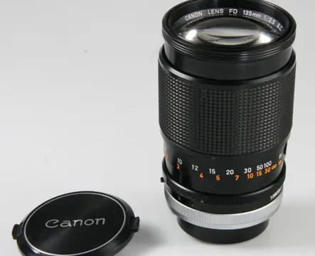 Canon FD 135mm 1:2,5S.C.