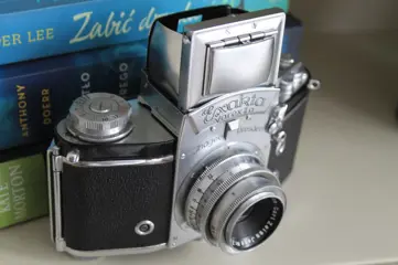 Exakta Varex VX II a + Carl Zeiss Jena Tessar 1:3,5/5cm