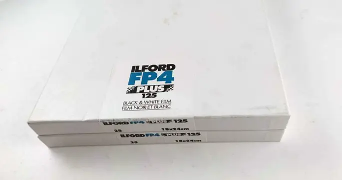 Ilford FP4+ Plan film 18x24cm (50 sheets)