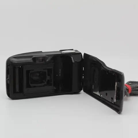 Canon, Kiev, Mamiya, Olympus, Voigtländer Vitessa - AE-1 - 35A - MJUII