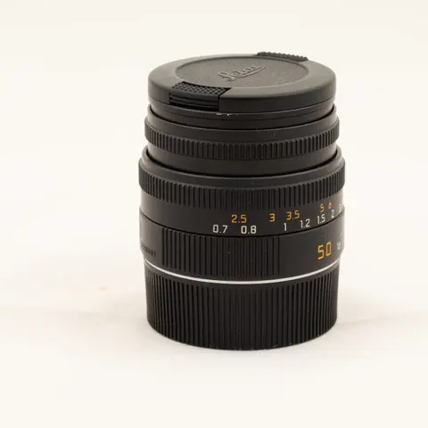 Leica Summicron-m 50mm f/2.0 (6 bit encoded) 11826