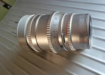 Carl Zeiss Carl Zeiss Sonnar 1:4 / 150 mm Brennweite silver