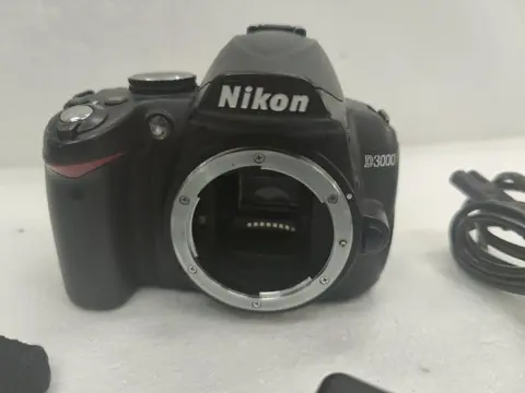 Nikon D3000