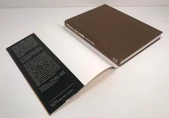 Lot of 3 Leica books: “Applied Leica Technique”, “the Leica Collectors Guide” and “the new Leica Manual - 1951 -“, all 3 written in the English language.