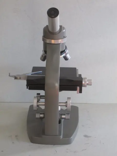 ASAKO (Asahi Kogakuki Co. Ltd Tokyo) - Professionele achtvoudige medische praktijk-microscooptype LSDDM met 1.000x vergroting, in koffer