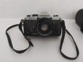 Yashica FX-7 + Yashica ML 50mm /f2