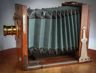 Chambre de voyage 13x18EXCELSIOR en acajou avec Objectif A.GORDE Paris