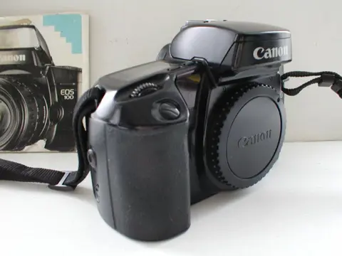 Canon EOS 100 reflexcamera