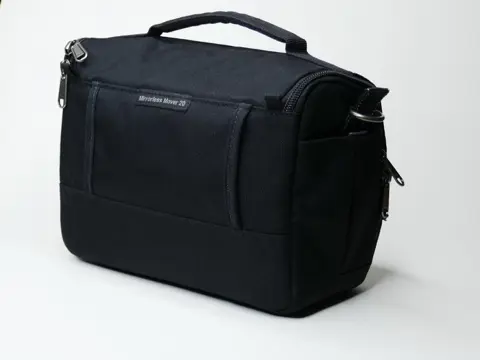 ThinkTank Mirrorless Mover 20 pewter grey cameratas