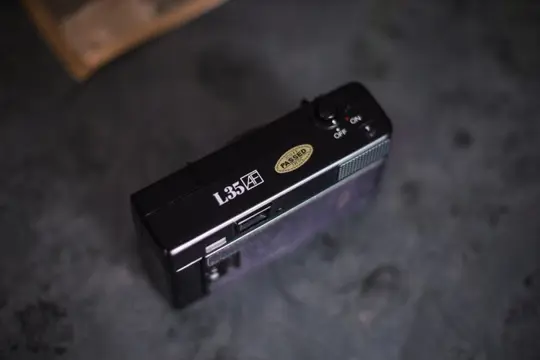 Nikon L35 AF "Pikaichi"